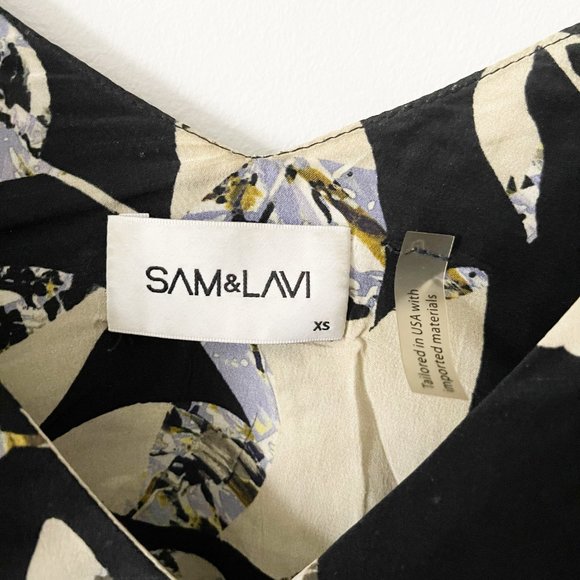 ✨ Floral Tank | Sam & Lavi - Picture 4 of 5